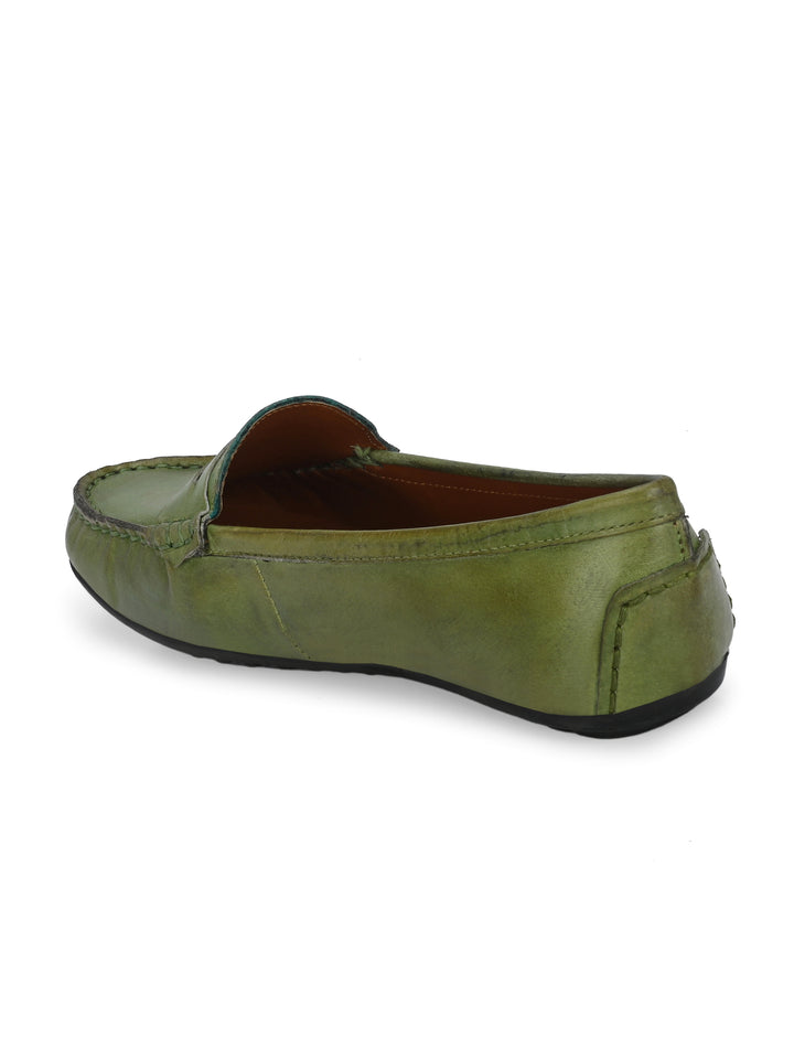 WOMEN LIGHT MOCCASIN SHOE