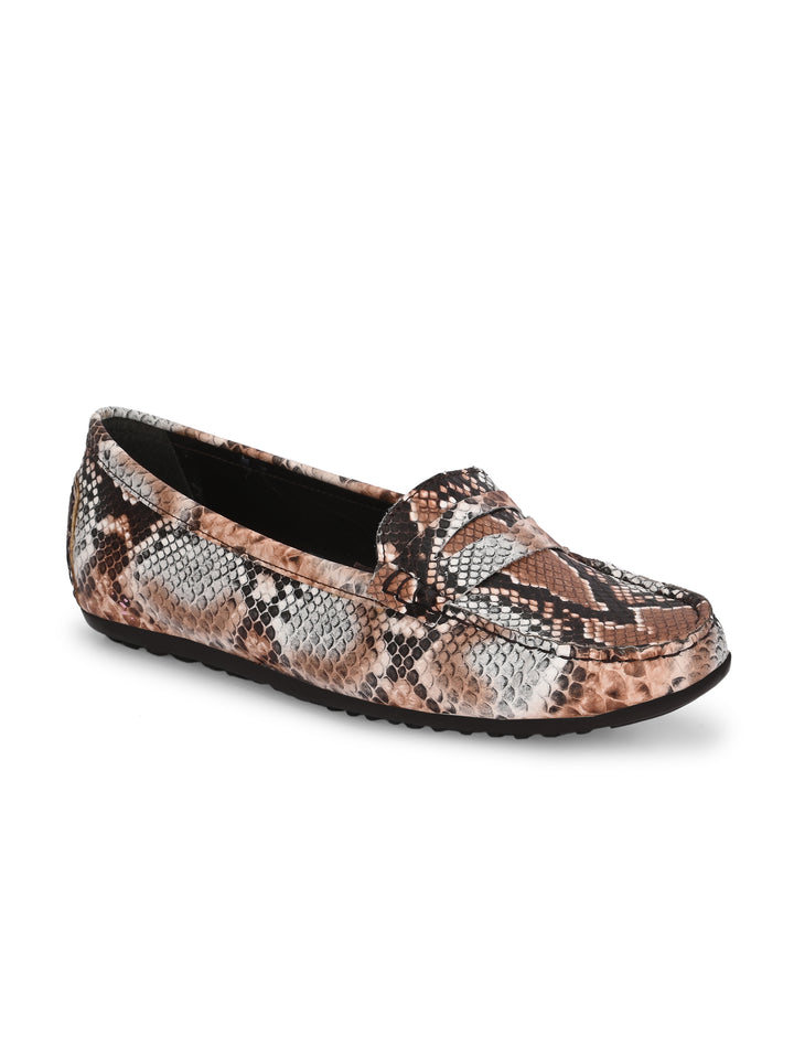 CARLO ROMANO BY WASAN MULTI COLOR VEGAN LEATHER SNAKE PRINT MOCCASIN FOR WOMEN