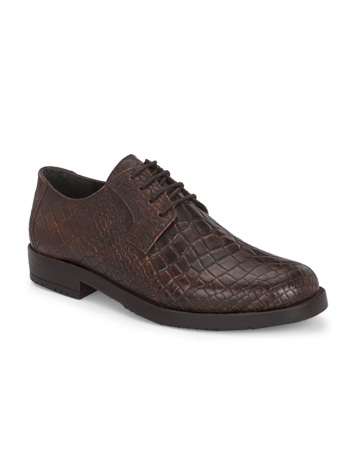 CARLO ROMANO BY WASAN TAN COLOR CROCODILE PRINTED GENUINE LEATHER FORMAL DERBY SHOES FOR MEN