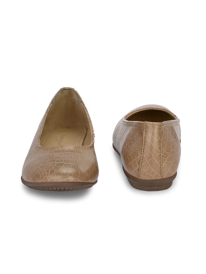 Women's  Vegan Leather Croco Print Slip  Belly With Heels