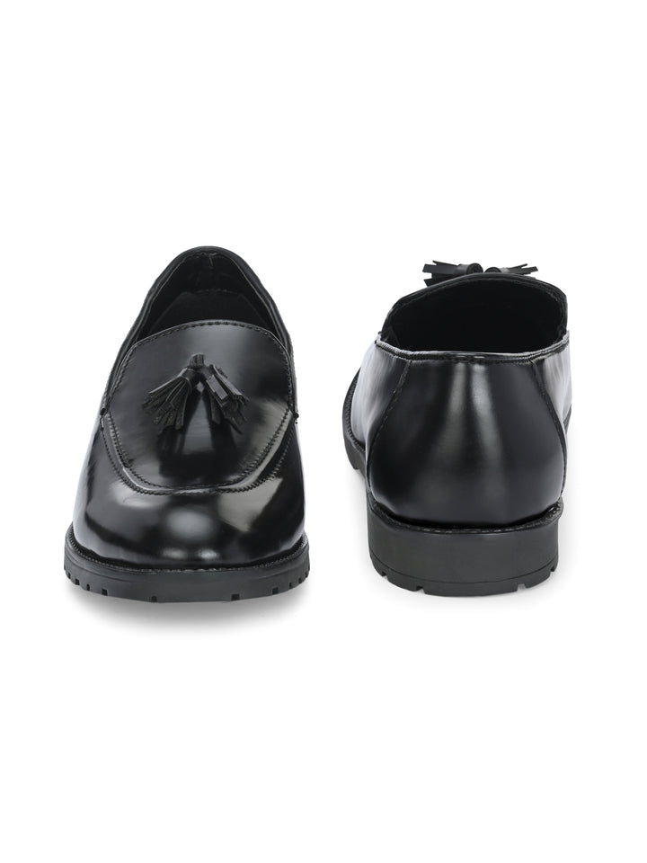 CARLO ROMANO BY WASAN VEGAN LEATHER PATENT BLACK COLOUR SLIP-ON MOCCASIN FOR MEN