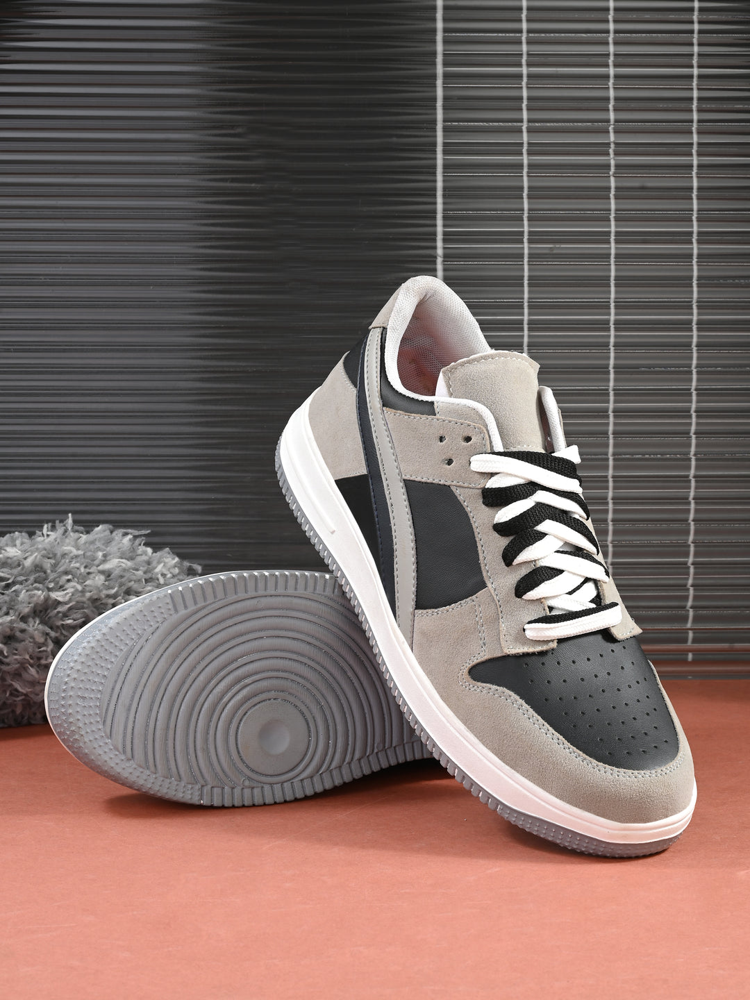 CARLO ROMANO BY WASAN VEGAN LEATHER LACE UP CASUAL SNEAKER  FOR MEN