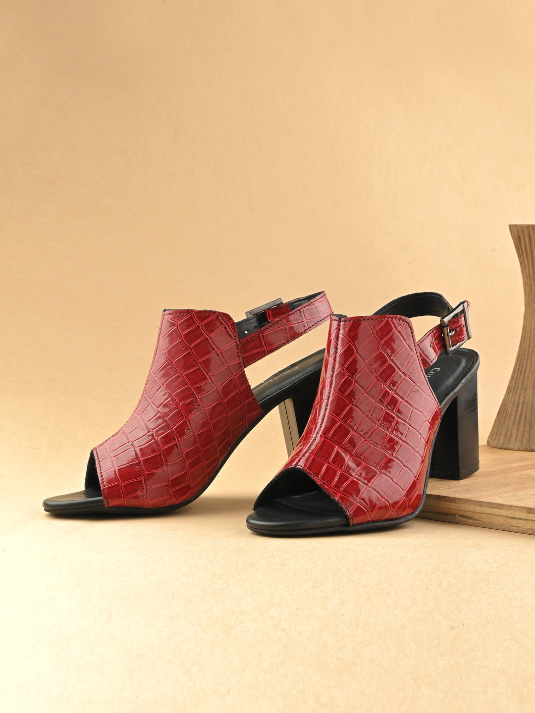 CARLO ROMANO CROCO PATENT VEGAN LEATHER SANDAL FOR WOMEN