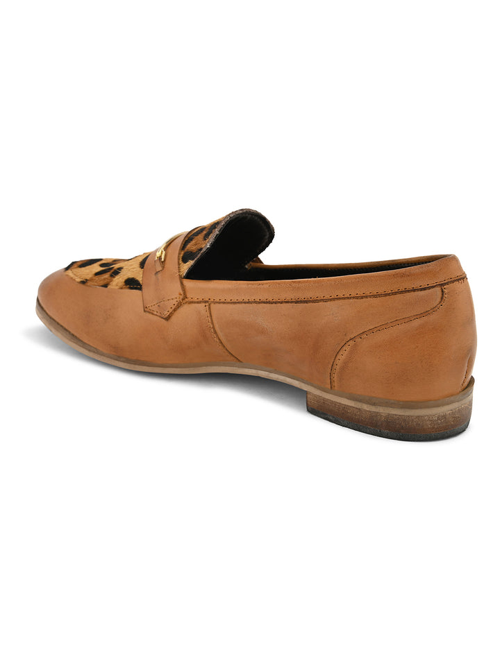 CARLO ROMANO BY WASAN TAN & BROWN COLOUR MOCCASIN SHOE FOR WOMEN