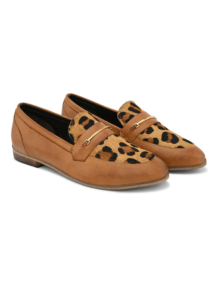 CARLO ROMANO BY WASAN TAN & BROWN COLOUR MOCCASIN SHOE FOR WOMEN