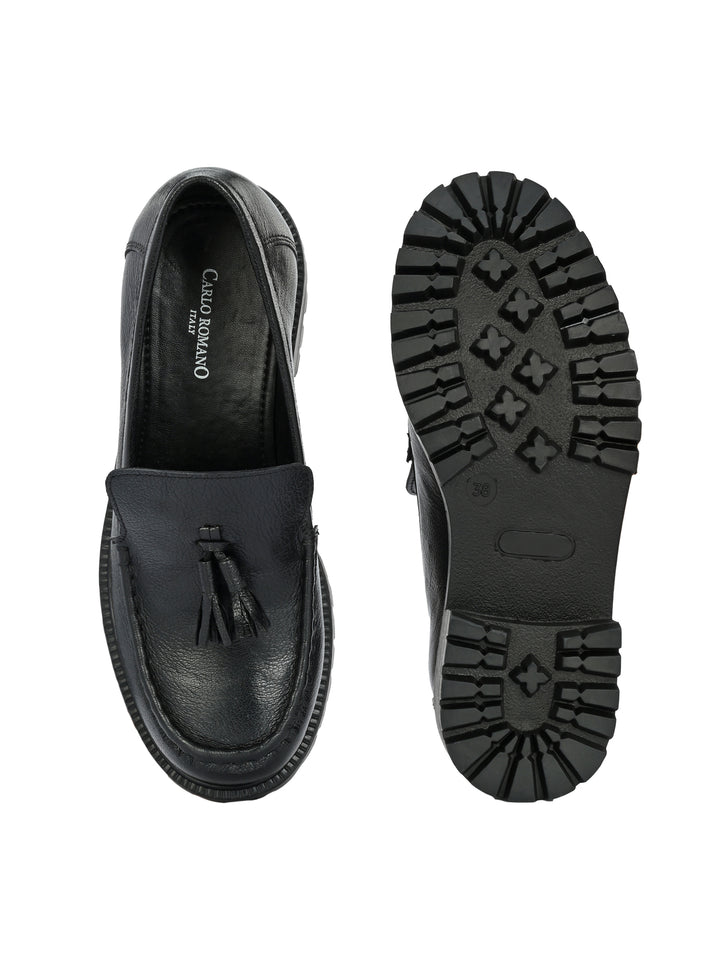 CARLO ROMANO BY WASAN GENUINE LEATHER BLACK COLOUR MOCCASIN FOR  WOMEN