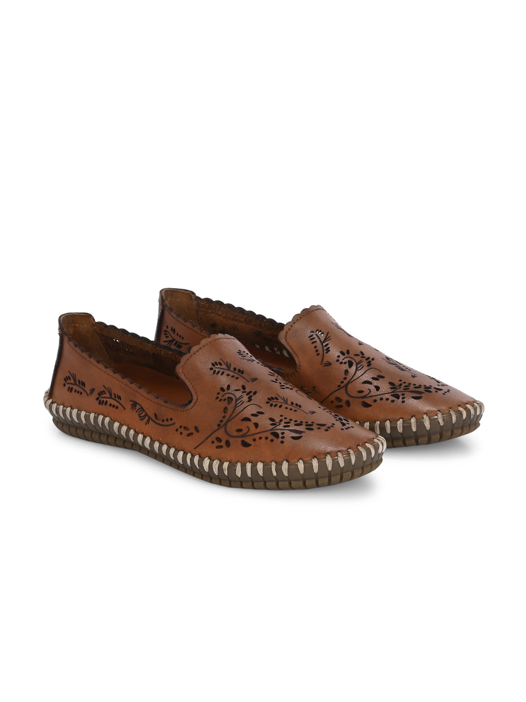 CARLO ROMANO BY WASAN GENUINE LEATHER WITH TEXTURE MOCCASIN SHOES FOR WOMEN