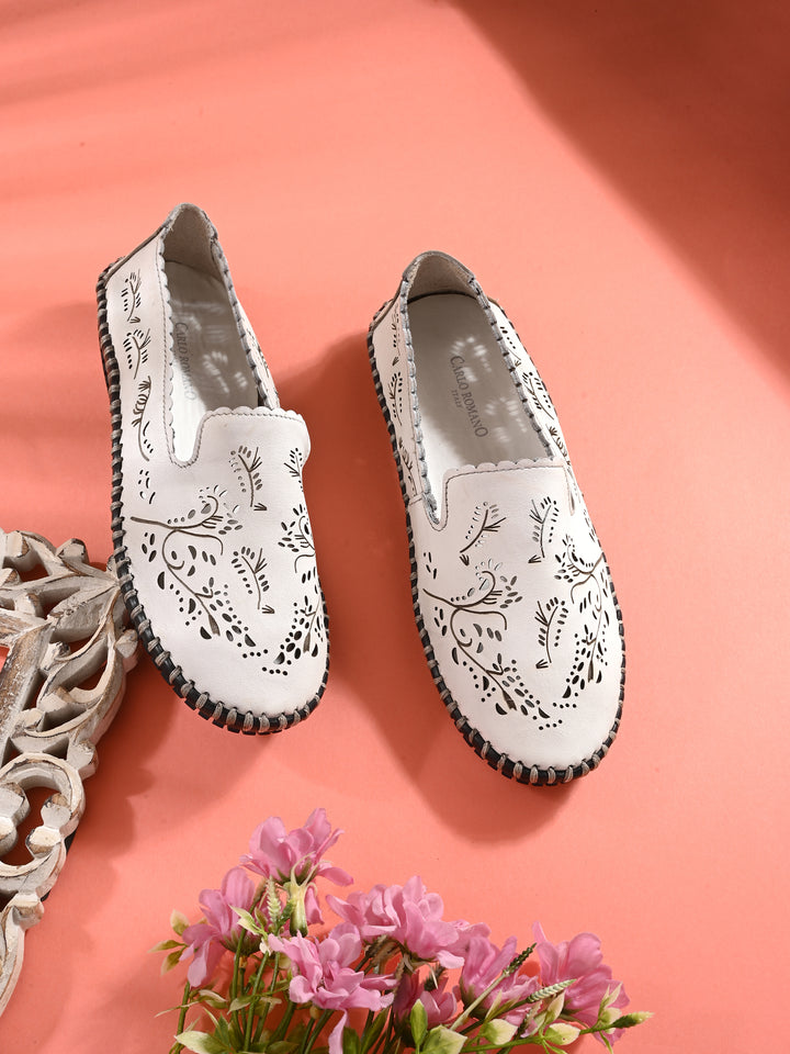 CARLO ROMANO BY WASAN GENUINE LEATHER WITH TEXTURE MOCCASIN SHOES FOR WOMEN