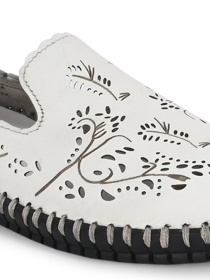 CARLO ROMANO BY WASAN GENUINE LEATHER WITH TEXTURE MOCCASIN SHOES FOR WOMEN