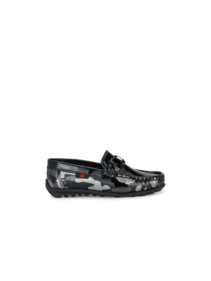 CARLO ROMANO BY WASAN SHOES VEGAN LEATHER PATENT MOCCASSIN KIDS