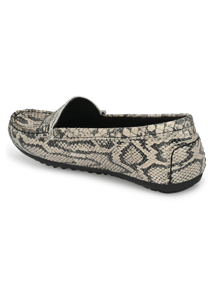Women's Foil Slip on Casual Loafer Moccasin