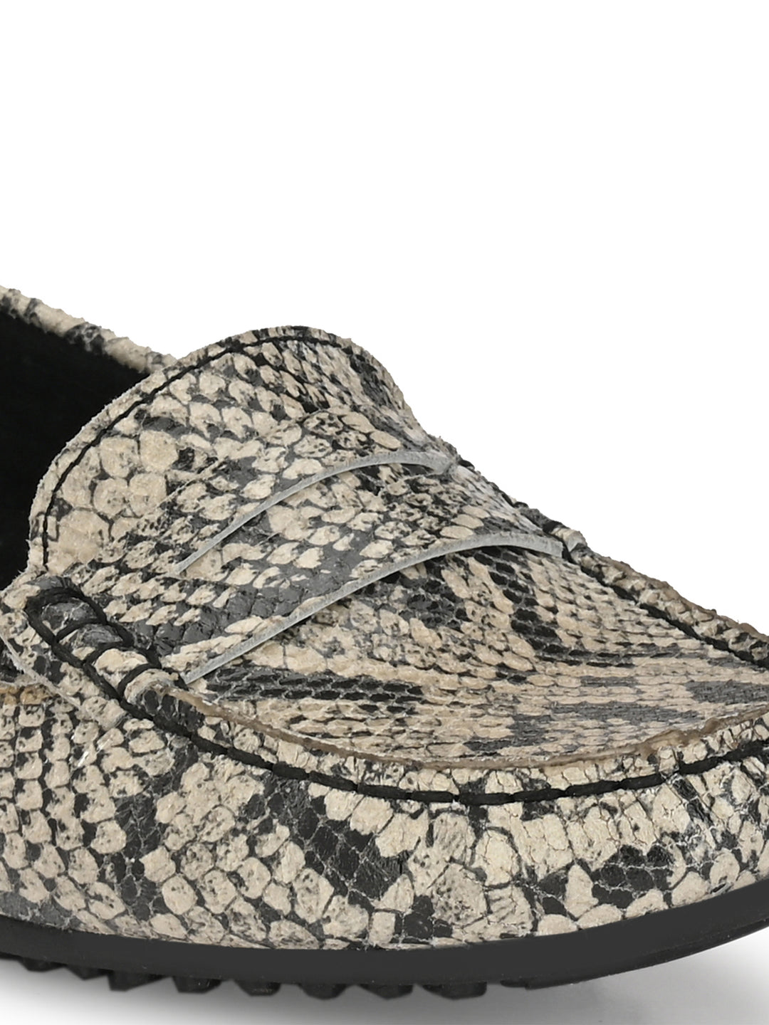 Women's Foil Slip on Casual Loafer Moccasin